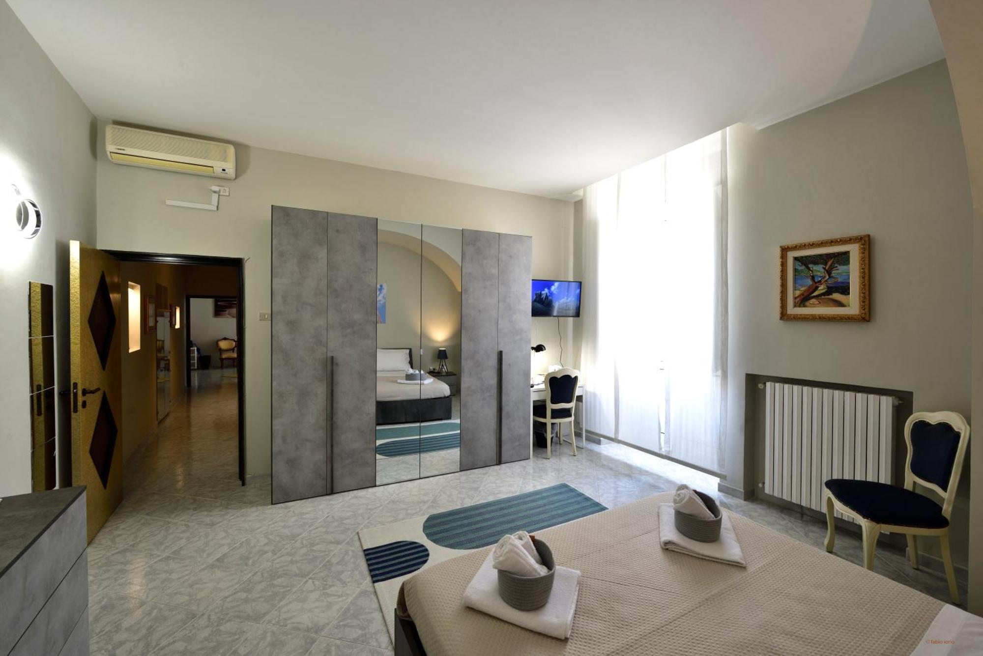 Ciaobari Apartment - Elegant 4 Bedrooms In The Heart Of Old Town Eksteriør billede